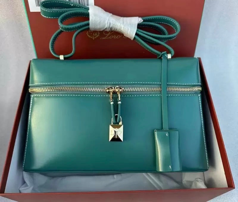 Le sac Executive Charm – Édition Moka